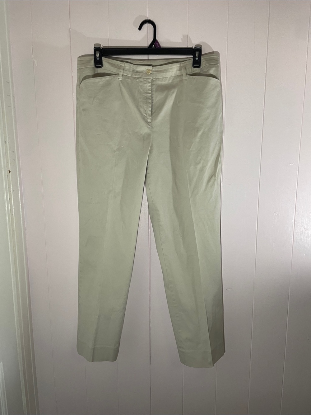 Jones New York Women's Straight-Leg Trousers in Light Sage